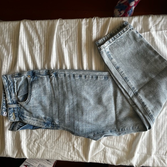 Zara Denim - Used Zara Light Blue Denim Jeans